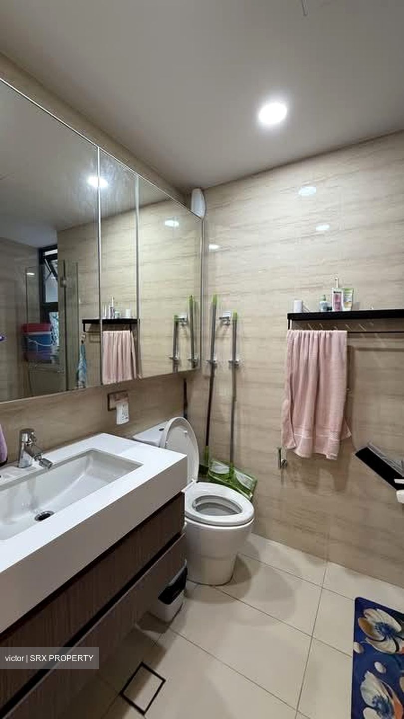 The Palette (D18), Condominium #601538361